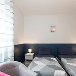 Evasion St Joseph Odysalis - Lit King Size - Parking - Proche Centre Lejlighed *